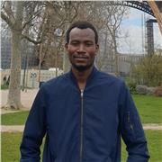 Professeur de mathématique général,appliqué et informatique offre des cours particuliers de conversation pour adultes à Paris